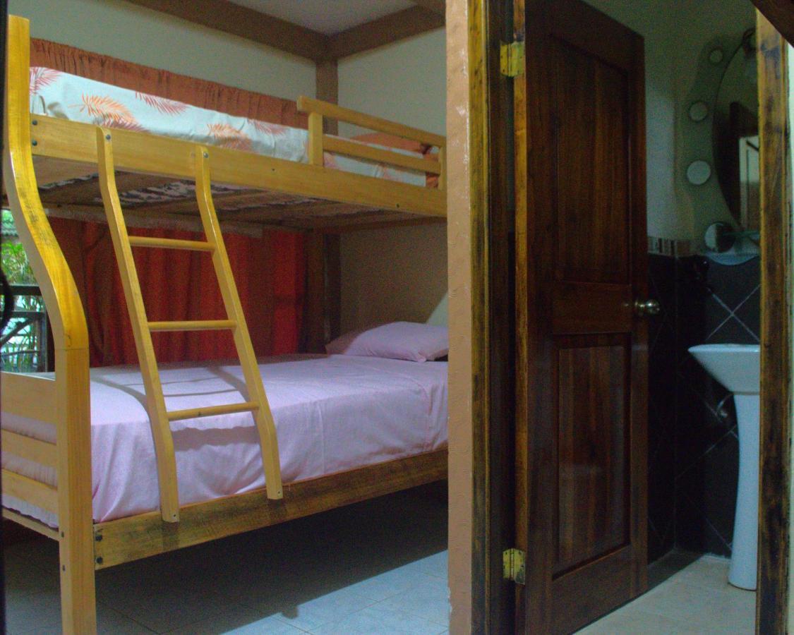 Hostal Tierra Y Mar Montañita Buitenkant foto