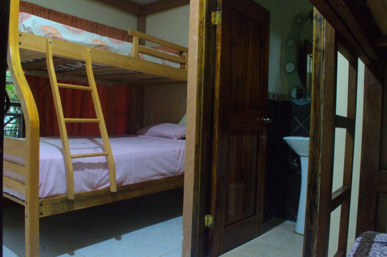 Hostal Tierra Y Mar Montañita Buitenkant foto