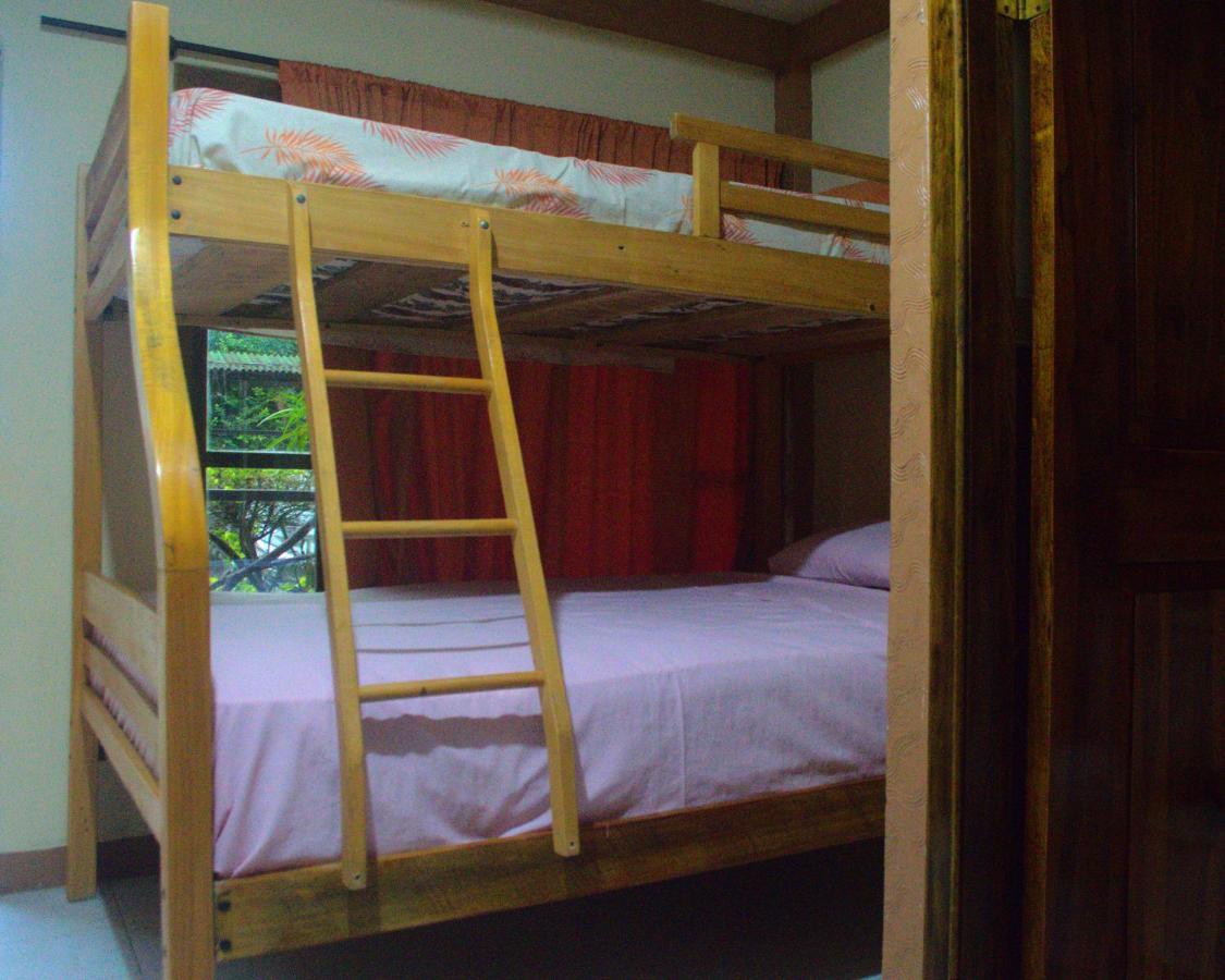 Hostal Tierra Y Mar Montañita Buitenkant foto