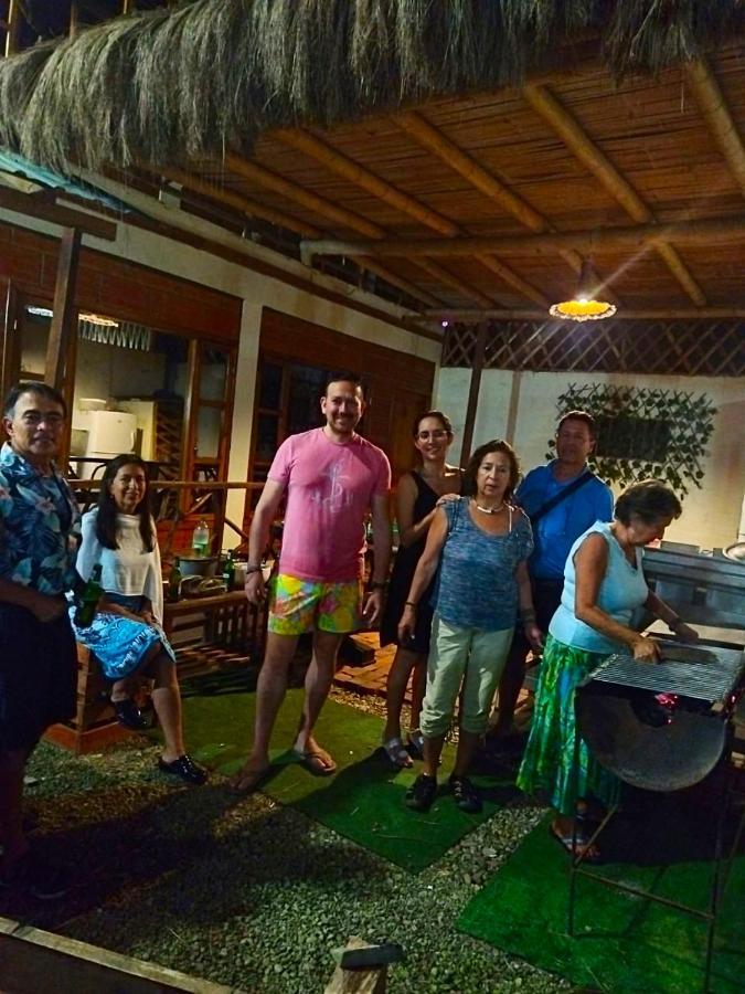Hostal Tierra Y Mar Montañita Buitenkant foto