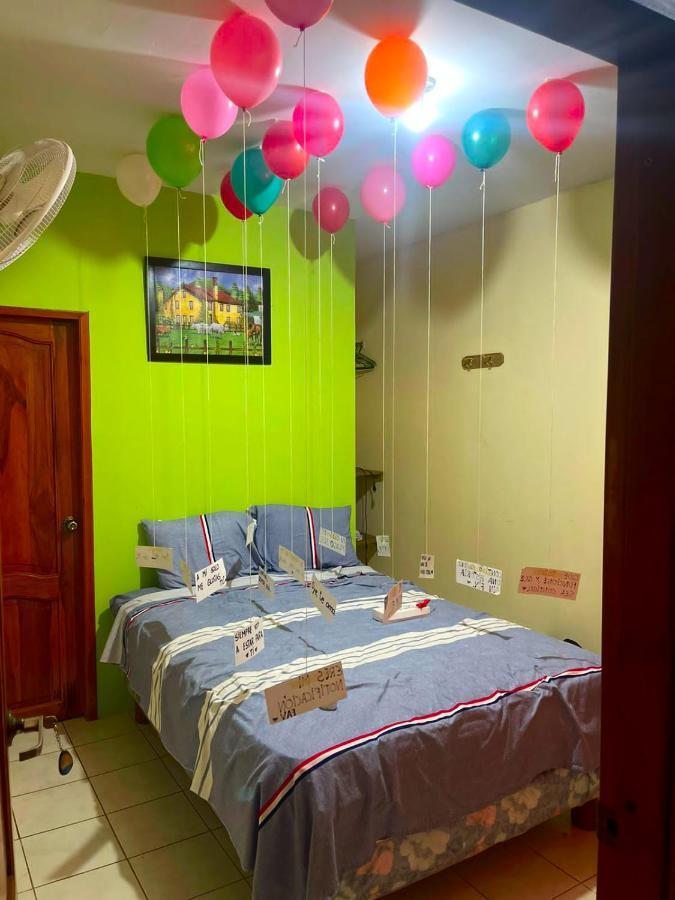 Hostal Tierra Y Mar Montañita Buitenkant foto