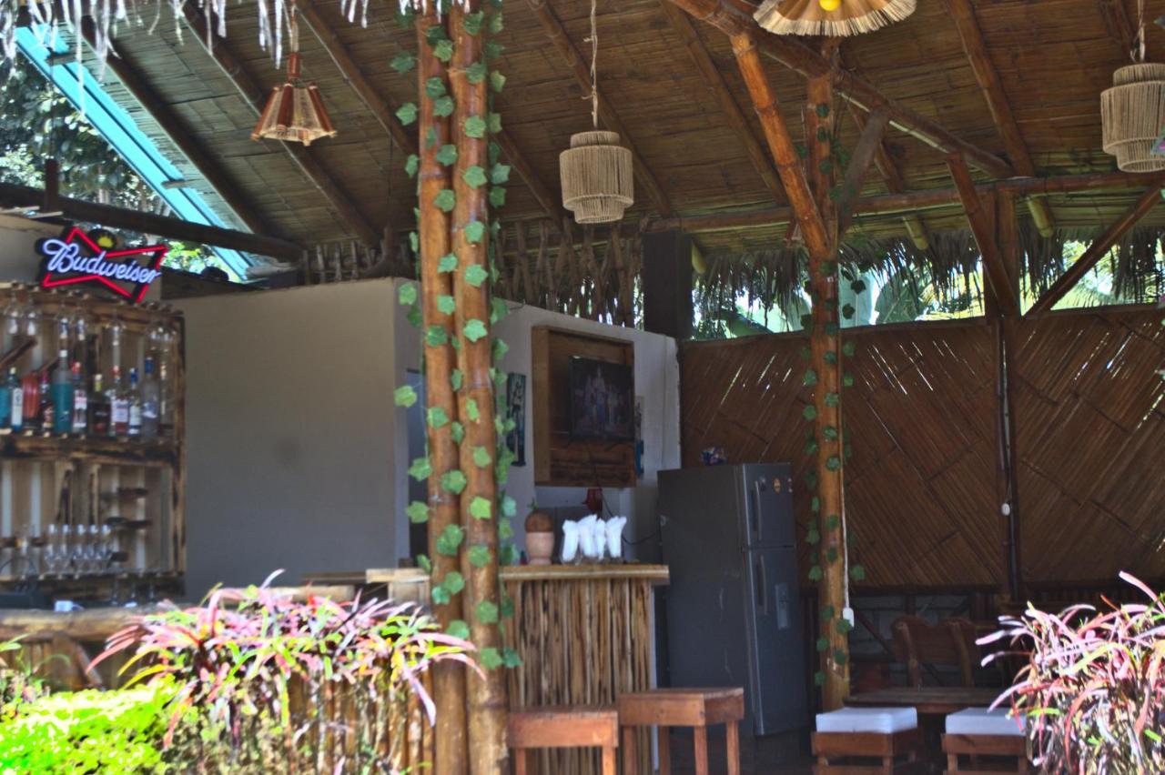 Hostal Tierra Y Mar Montañita Buitenkant foto